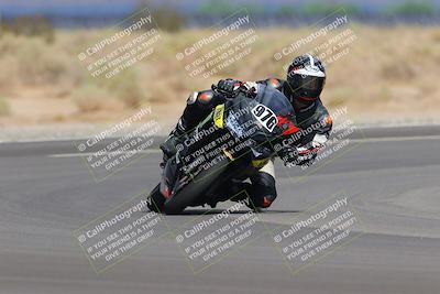 media/Sep-11-2022-SoCal Trackdays (Sun) [[81b7e951af]]/Turn 16 (945am)/